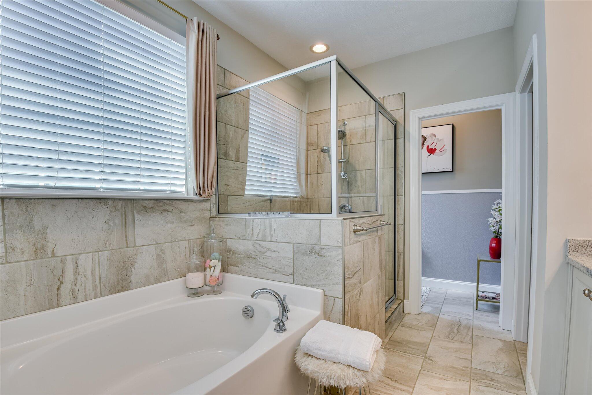 3118 Ridgefield Drive Grovetown, GA 30813 - Photo 30 of 67 Soaking tub.