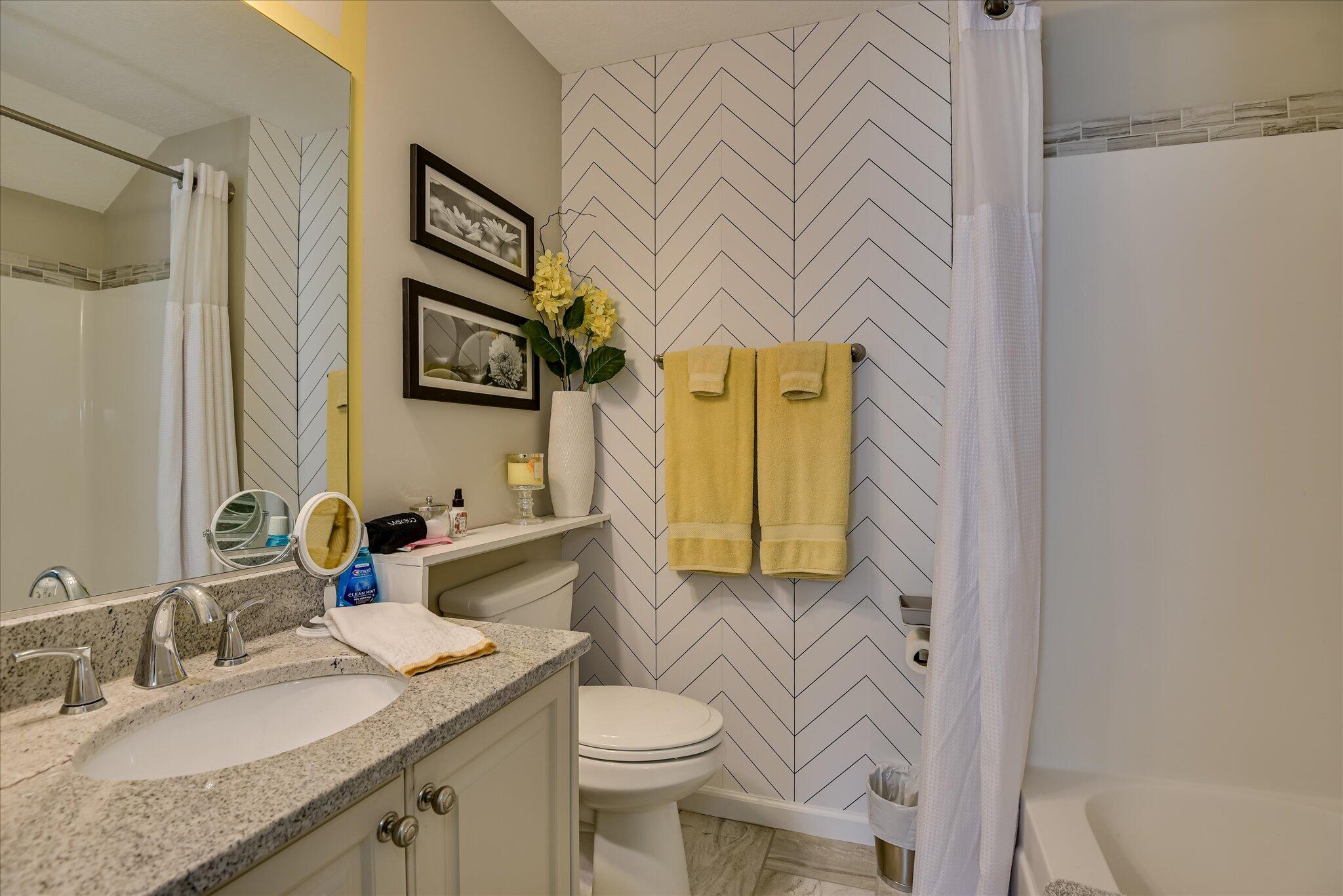 3118 Ridgefield Drive Grovetown, GA 30813 - Photo 43 of 67 Full bathroom makes a great guest room.