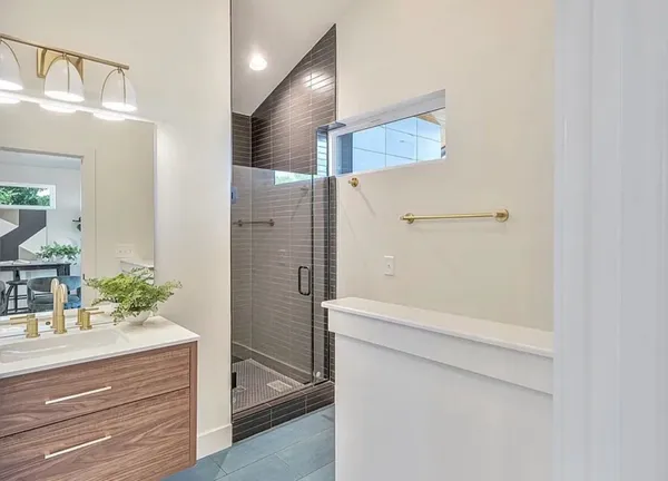 $4,000 | 3104 Meade Avenue, Nashville, TN 37211