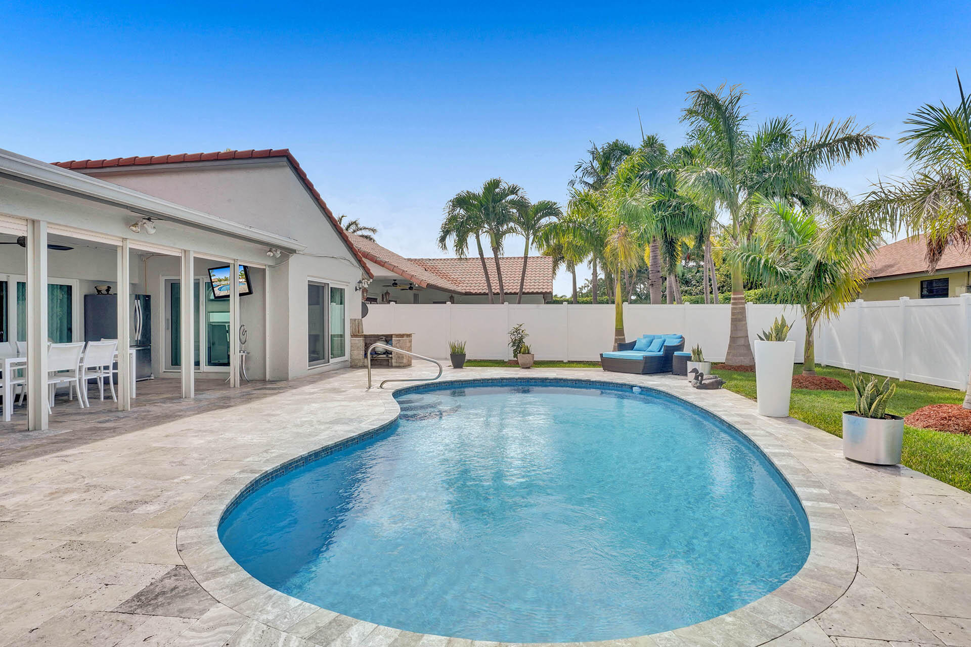 359 South Country Club Boulevard Boca Raton, FL 33487 - Photo 42 of 63 67661D18-1A64-487D-88E7-EF195C0138BA