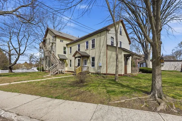 $1,195,000 | 17 Adams Street, Easthampton, MA 01027