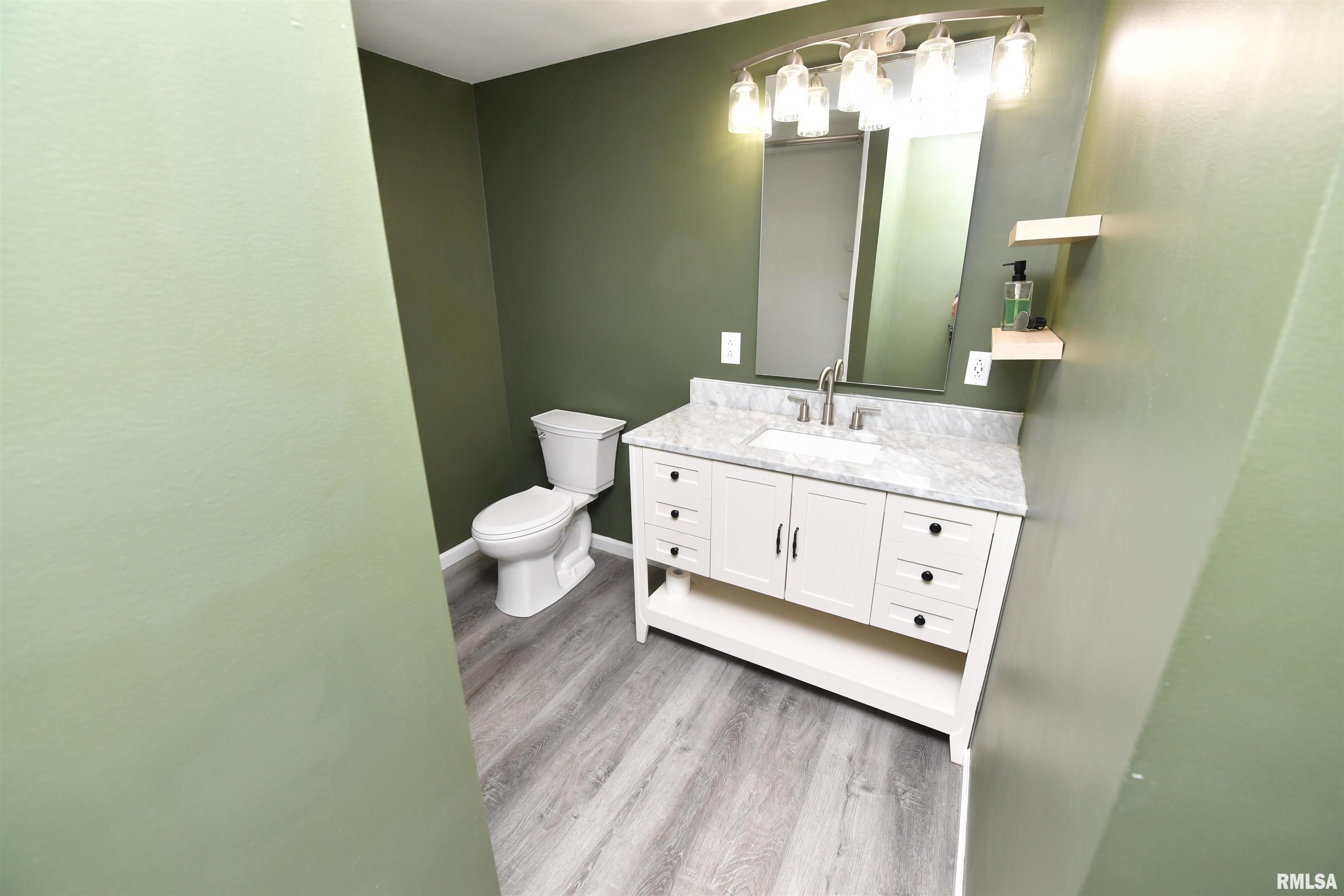 1614 Springfield Road East Peoria, IL 61611 - Photo 30 of 67 Gallery Image 30