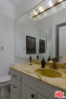 $695,000 | 3400 San Marino Street, Unit M, Los Angeles, CA 90006