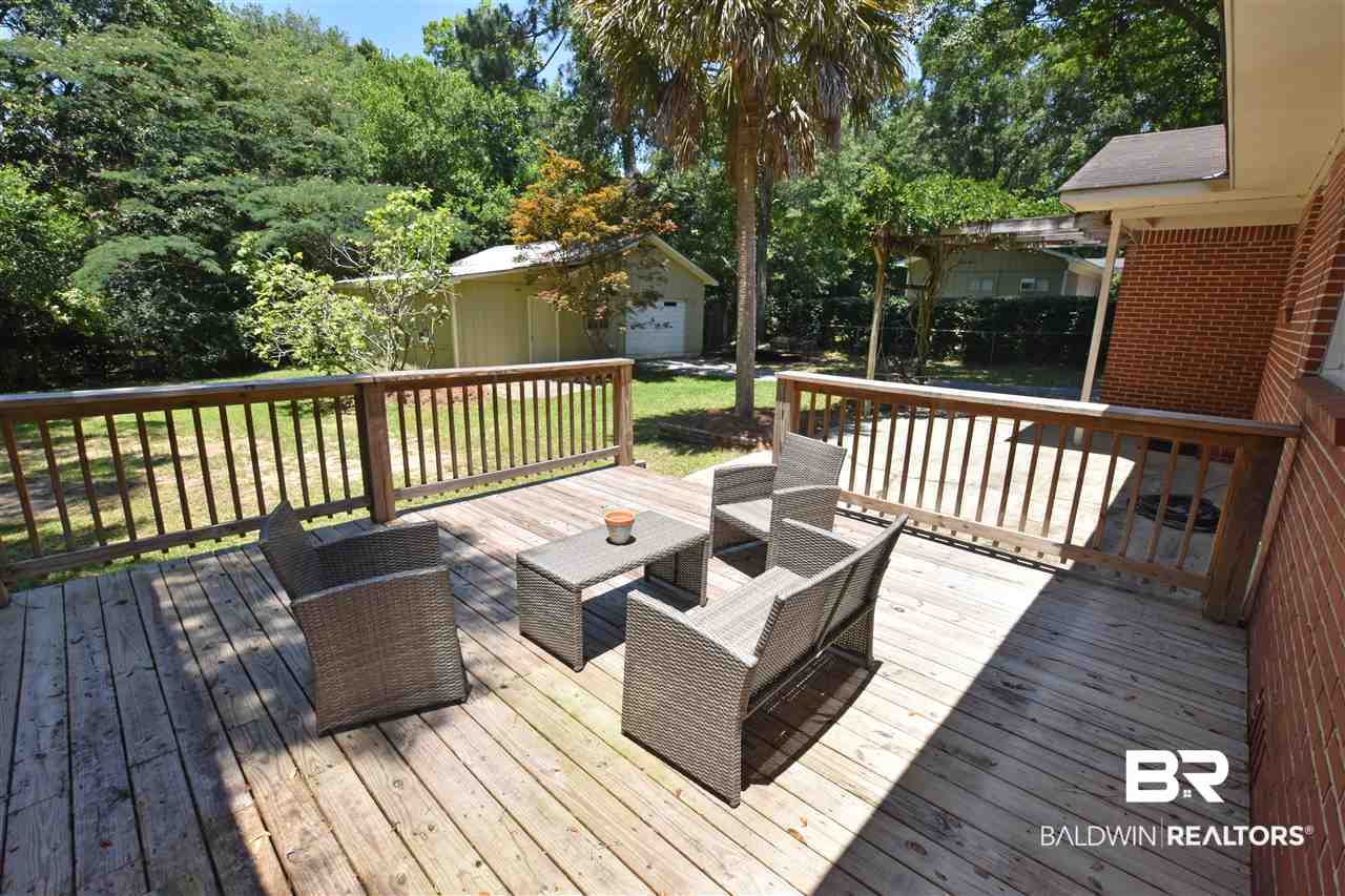 350 Byron Avenue East Mobile, AL 36609 - Photo 6 of 16