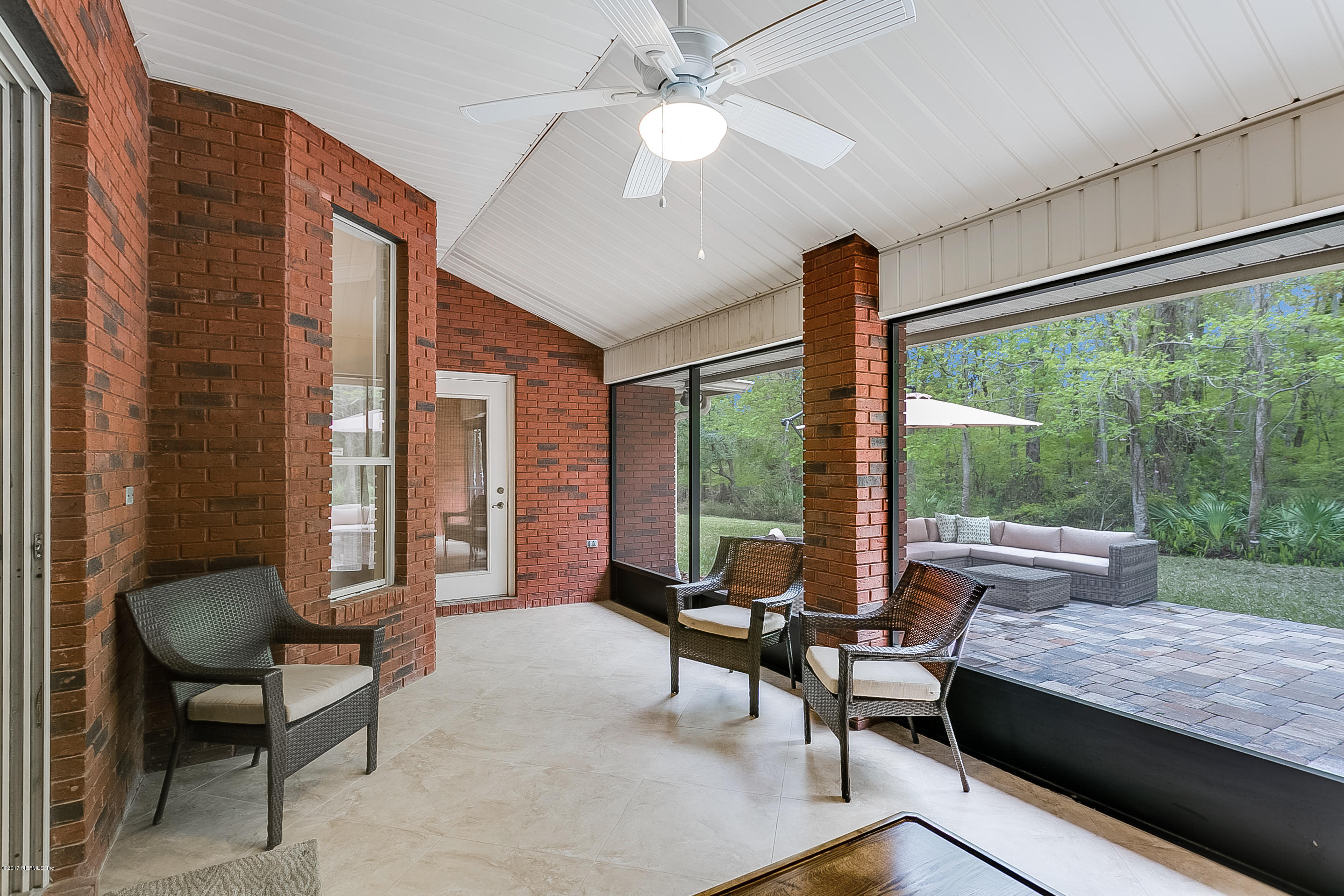 8072 Timbermill Road Jacksonville, FL 32256 - Photo 25 of 32 024_Lanai