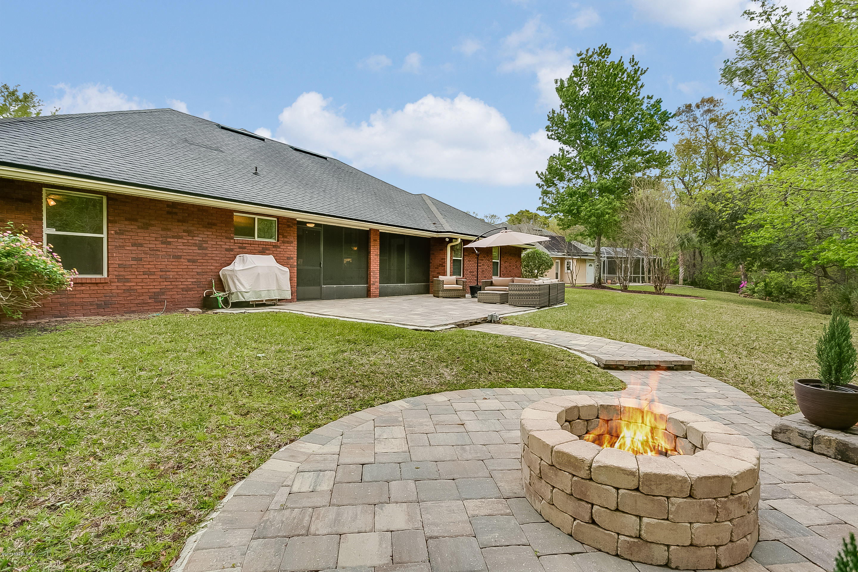 8072 Timbermill Road Jacksonville, FL 32256 - Photo 28 of 32 027_Fire Pit to Patio