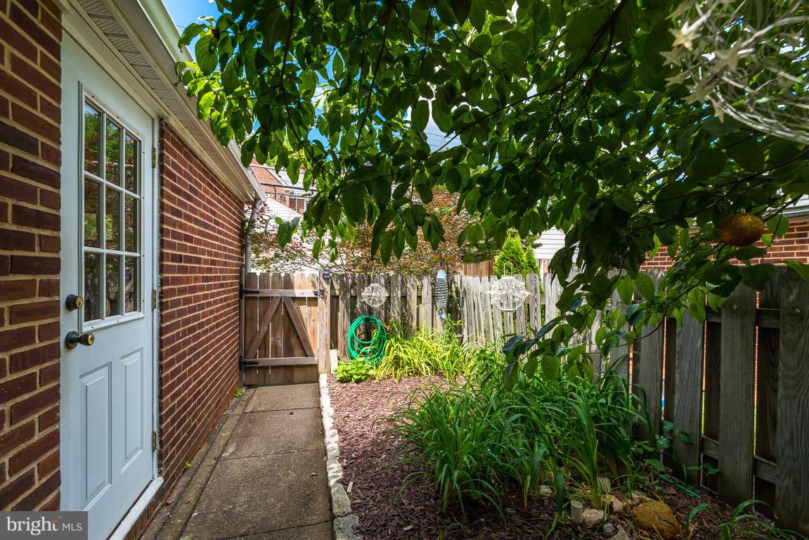 312 Murdock Road Baltimore, MD 21212 - Photo 27 of 28 Exterior (Rear)