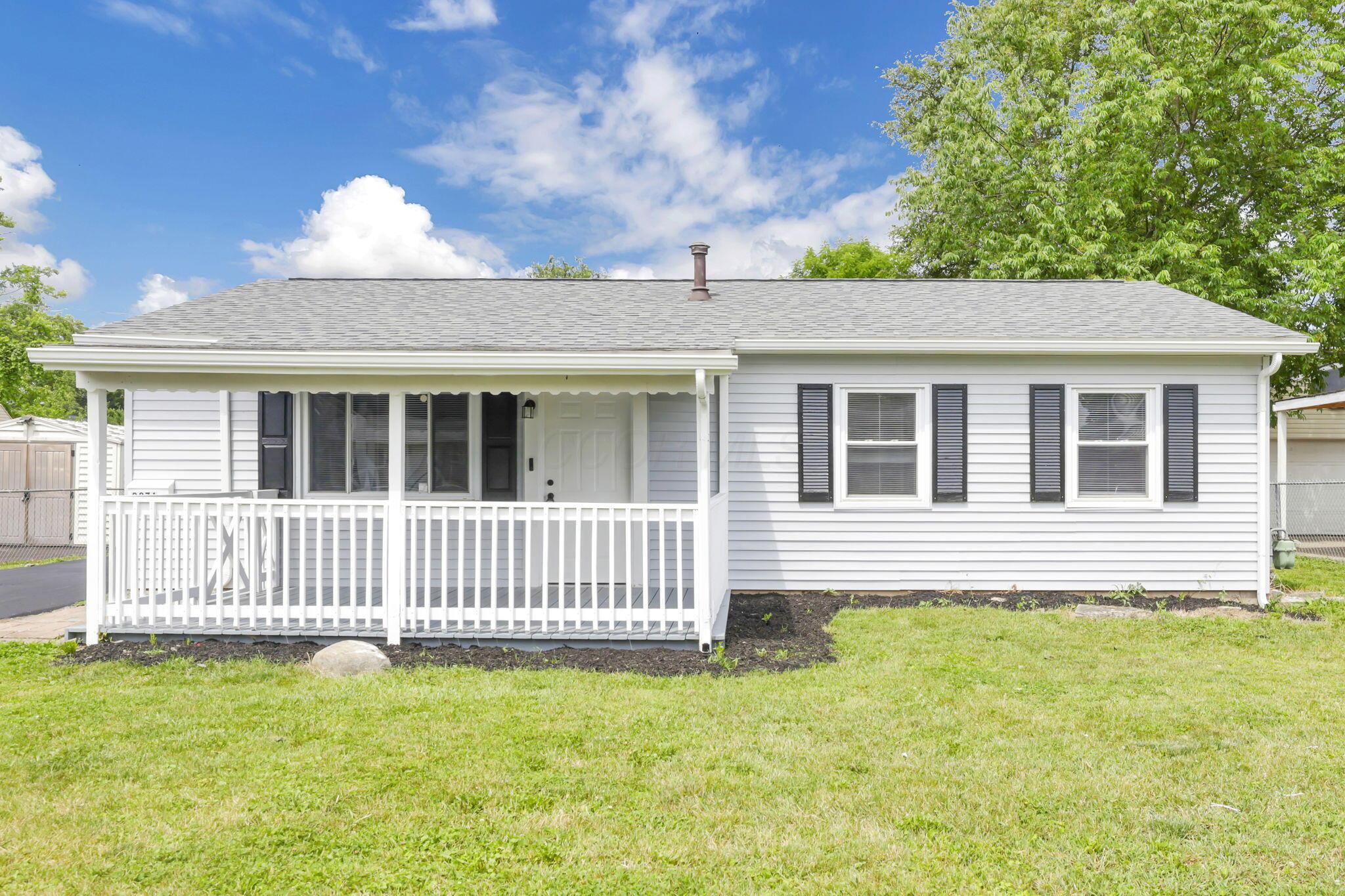 3871 Glenfield Road Columbus, OH 43232 - Photo 1 of 39 1-web-or-mls-IMG_2043 - Copy