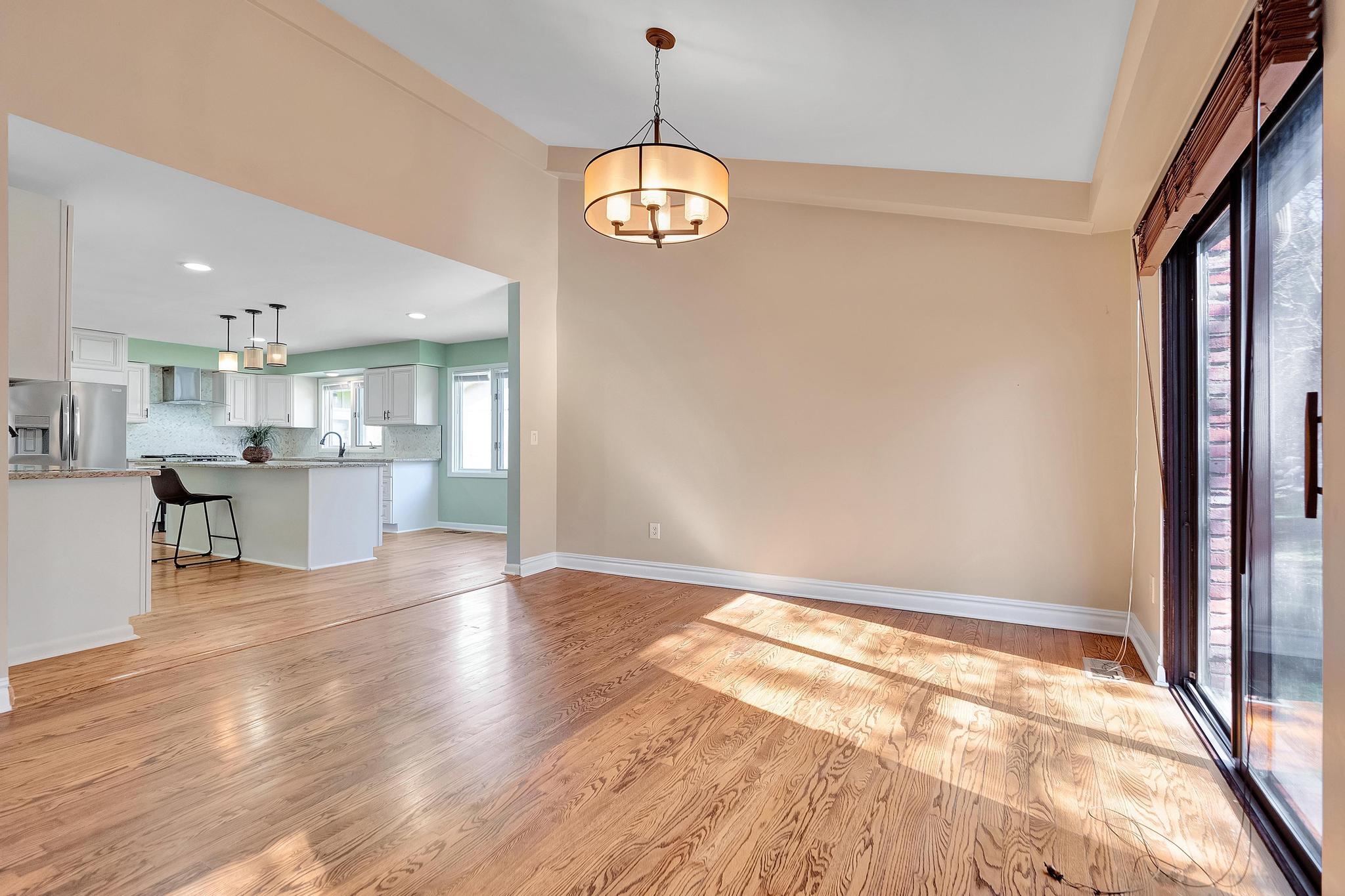 7193 Suncrest Road West Bloomfield, MI 48322 - Photo 23 of 58 P1299332