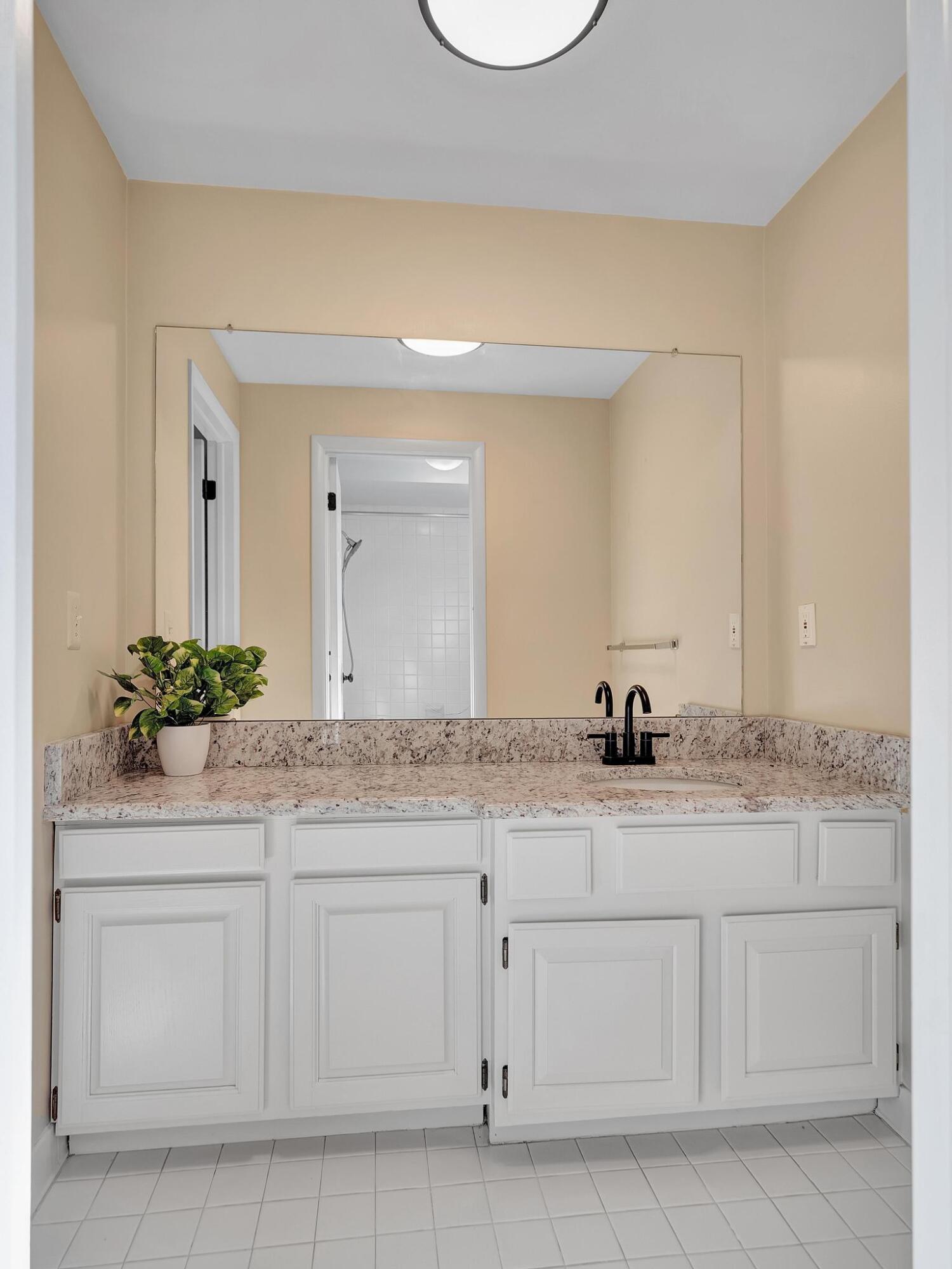 7193 Suncrest Road West Bloomfield, MI 48322 - Photo 43 of 58 P1299396