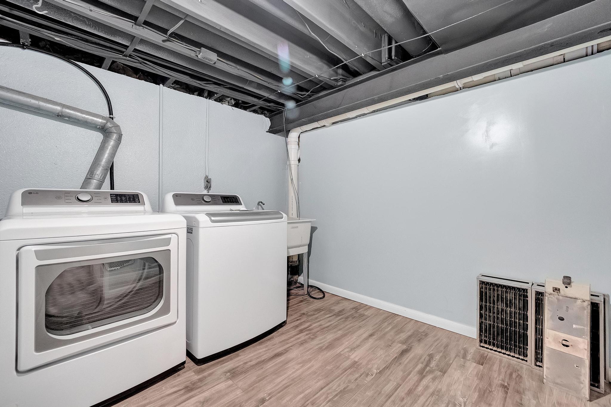 7193 Suncrest Road West Bloomfield, MI 48322 - Photo 55 of 58 P1299241