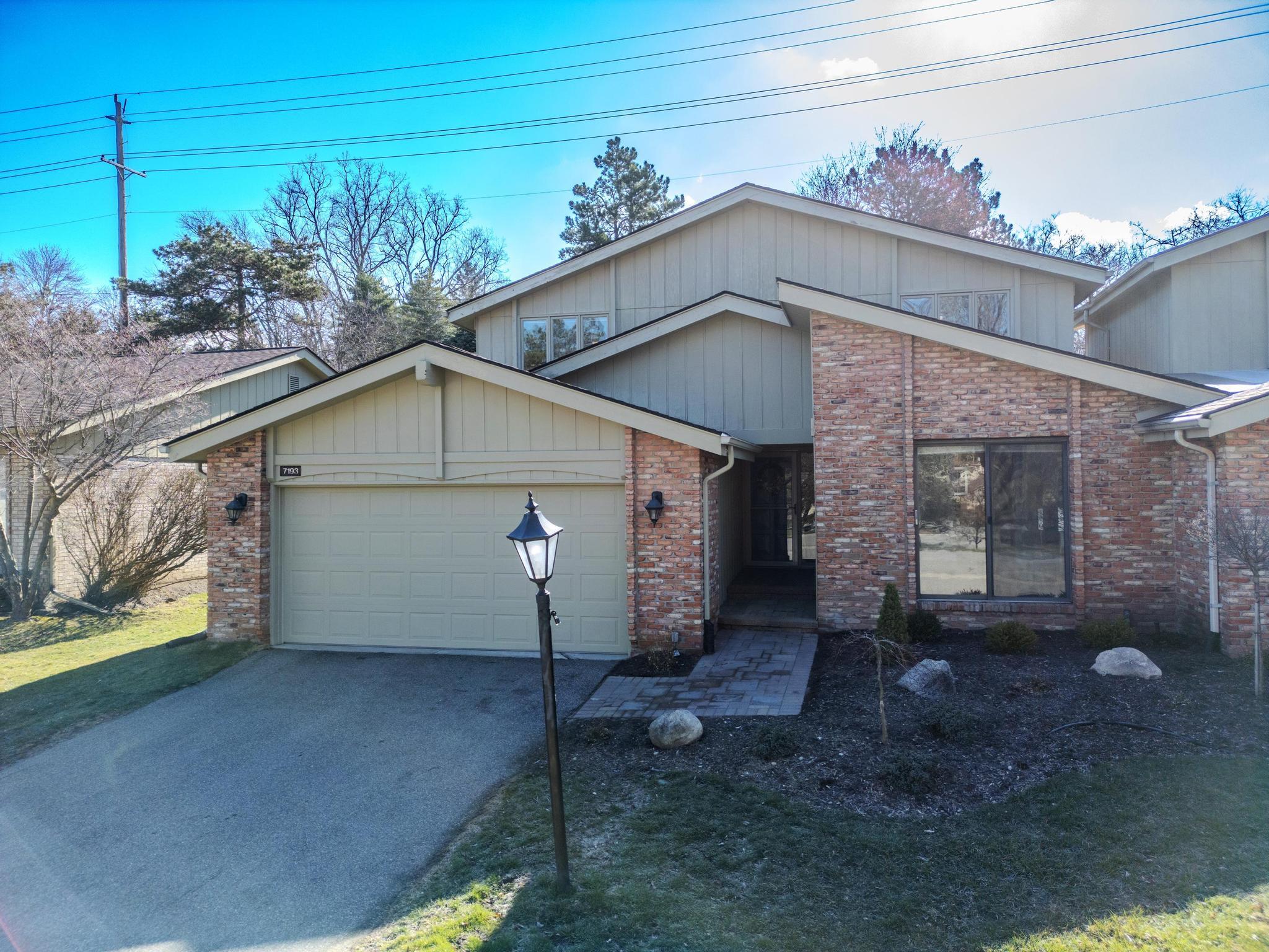 7193 Suncrest Road West Bloomfield, MI 48322 - Photo 6 of 58 DJI_0993