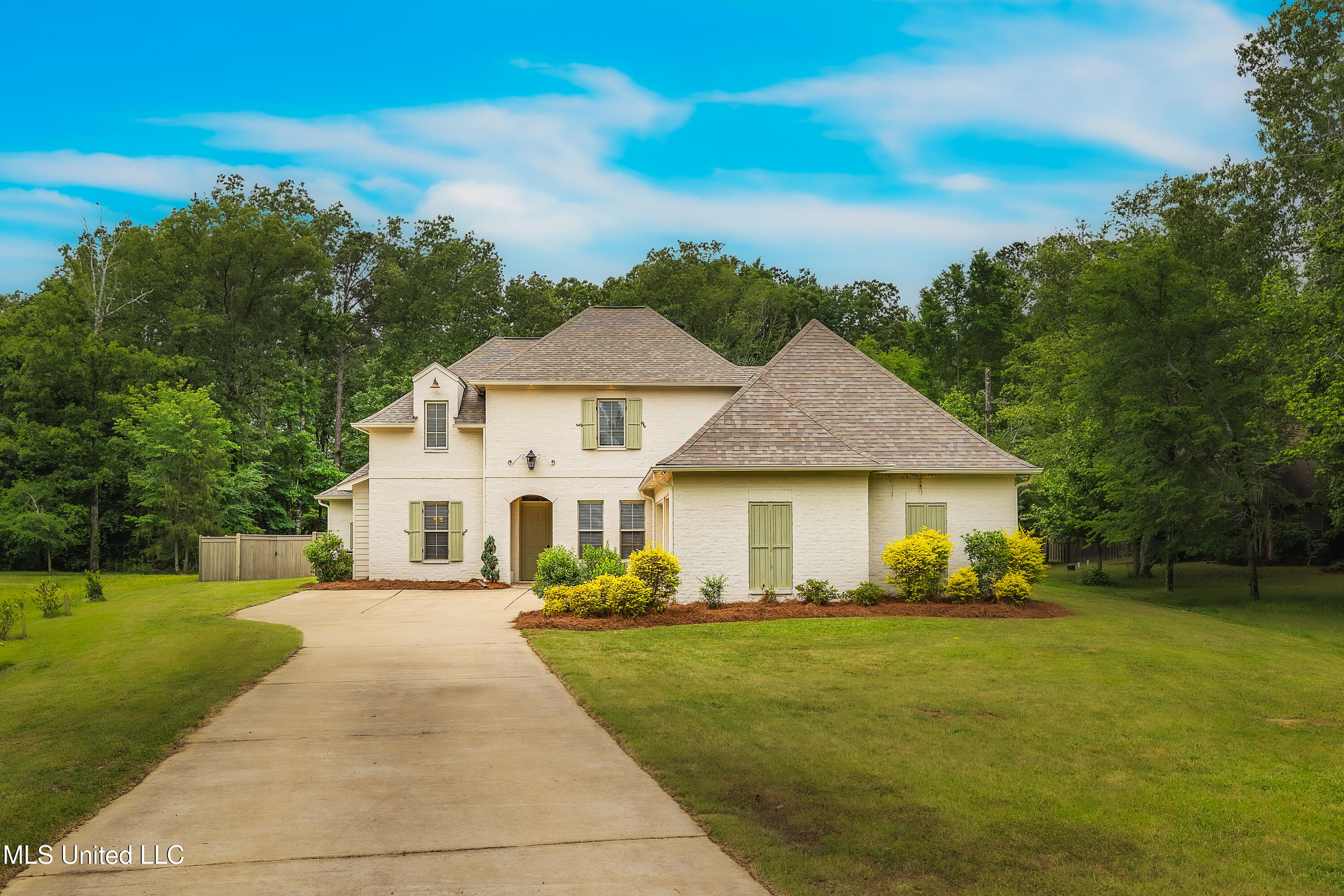 413 Miles Cove Brandon, MS 39047 - Photo 7 of 36 final (2 of 34)