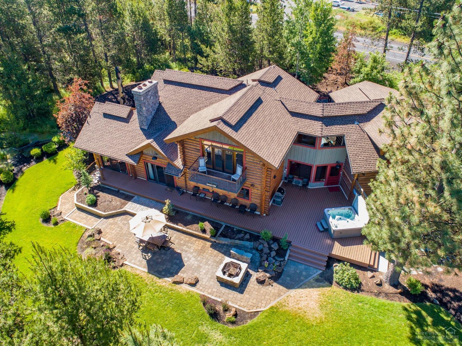 17350 Spring River Road Bend, OR 97707 - Photo 8 of 25 Gallery Image 8