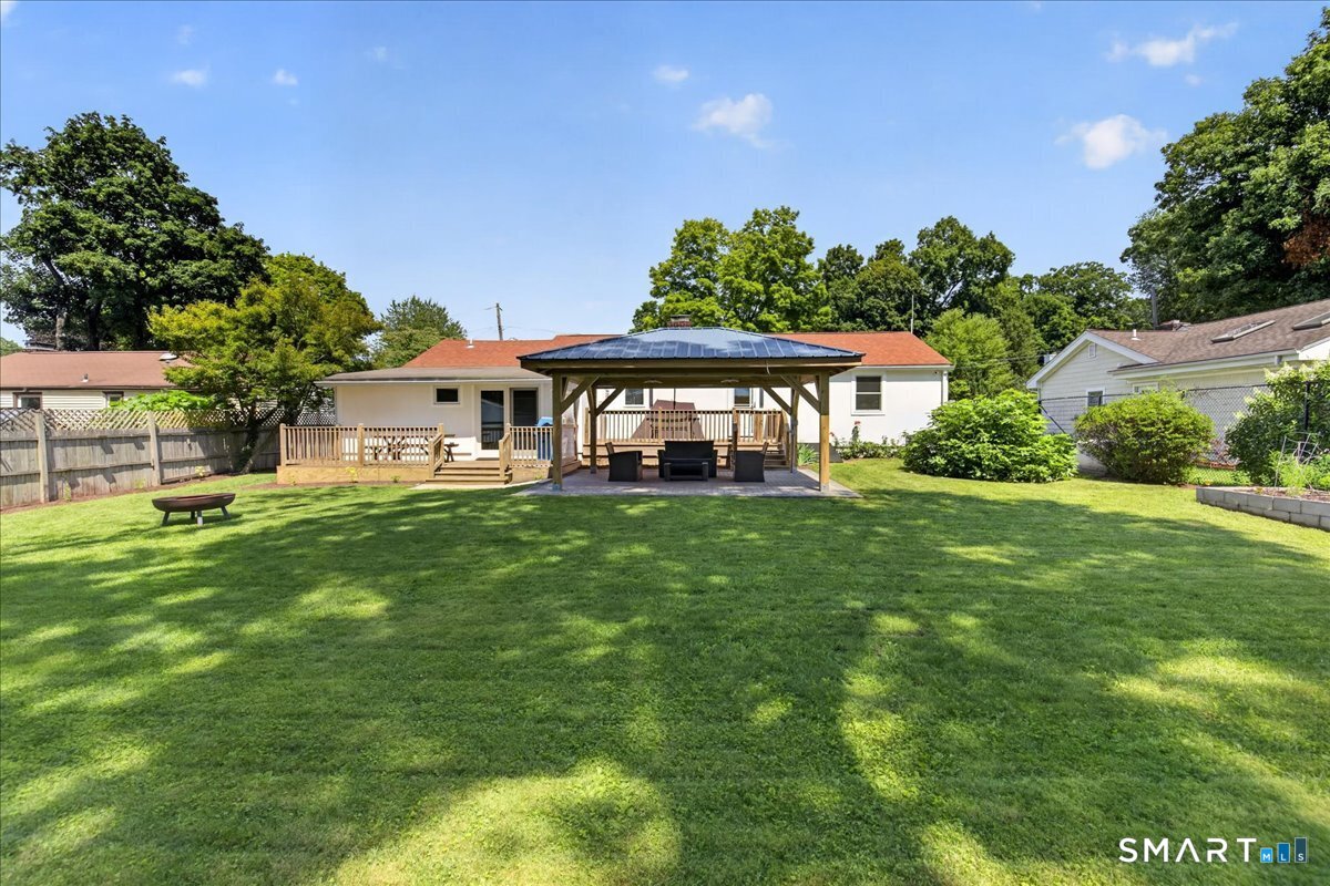 11 Derby Road Norwalk, CT 06854 - Photo 25 of 29 Gallery Image 25