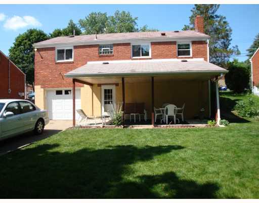 325 Olympic Road Baldwin, PA 15236 - Photo 2 of 10 Exterior Back.