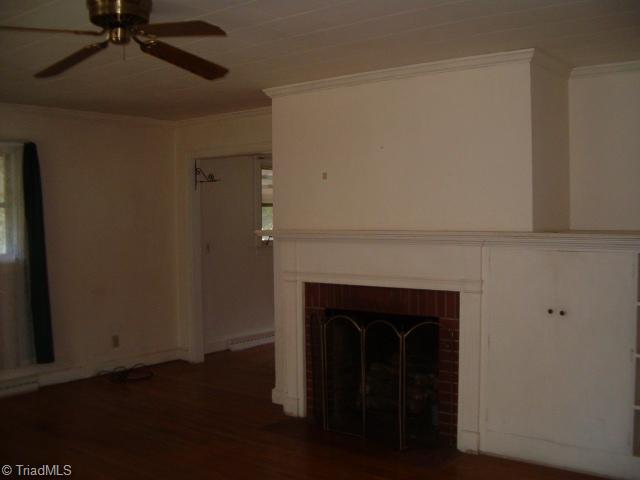 361 Inwood Road Asheboro, NC 27205 - Photo 7 of 9 Living Room.