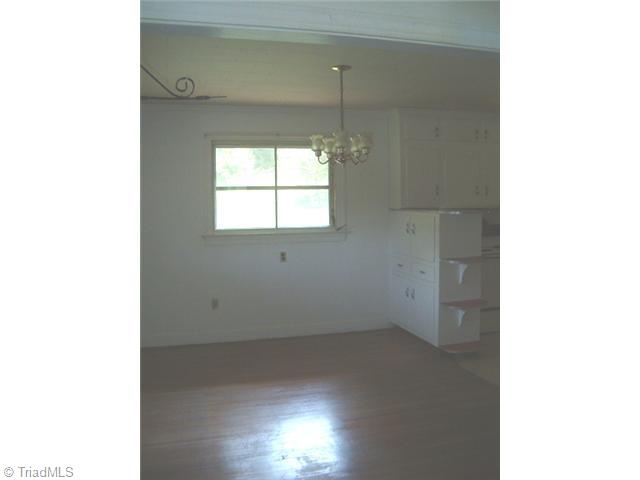 361 Inwood Road Asheboro, NC 27205 - Photo 8 of 9 Dining Room.