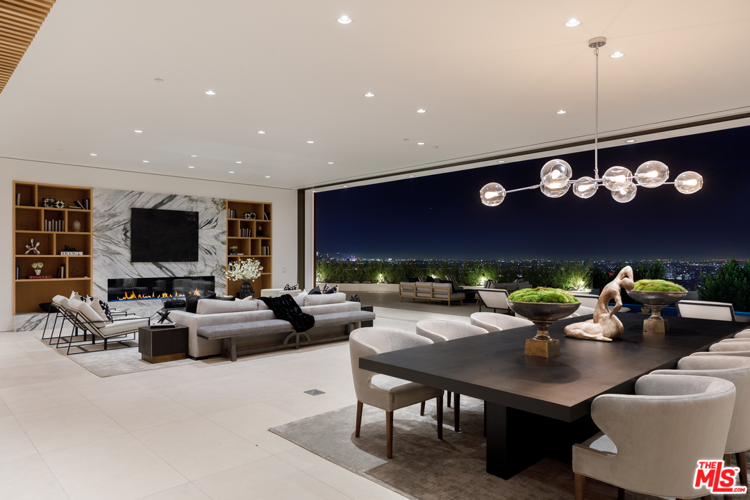 1422 Devlin Drive Los Angeles, CA 90069 - Photo 2 of 3