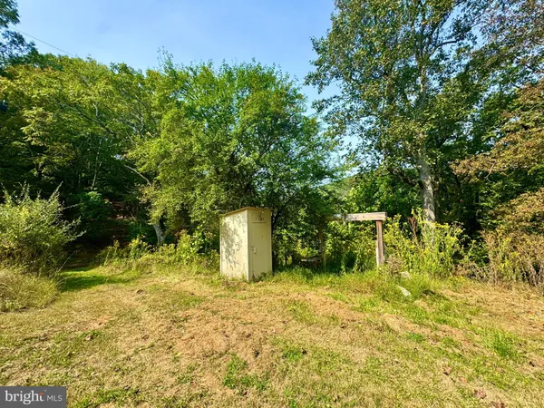 $229,900 | 378 Indian Trail, Seneca Rocks, WV 26884