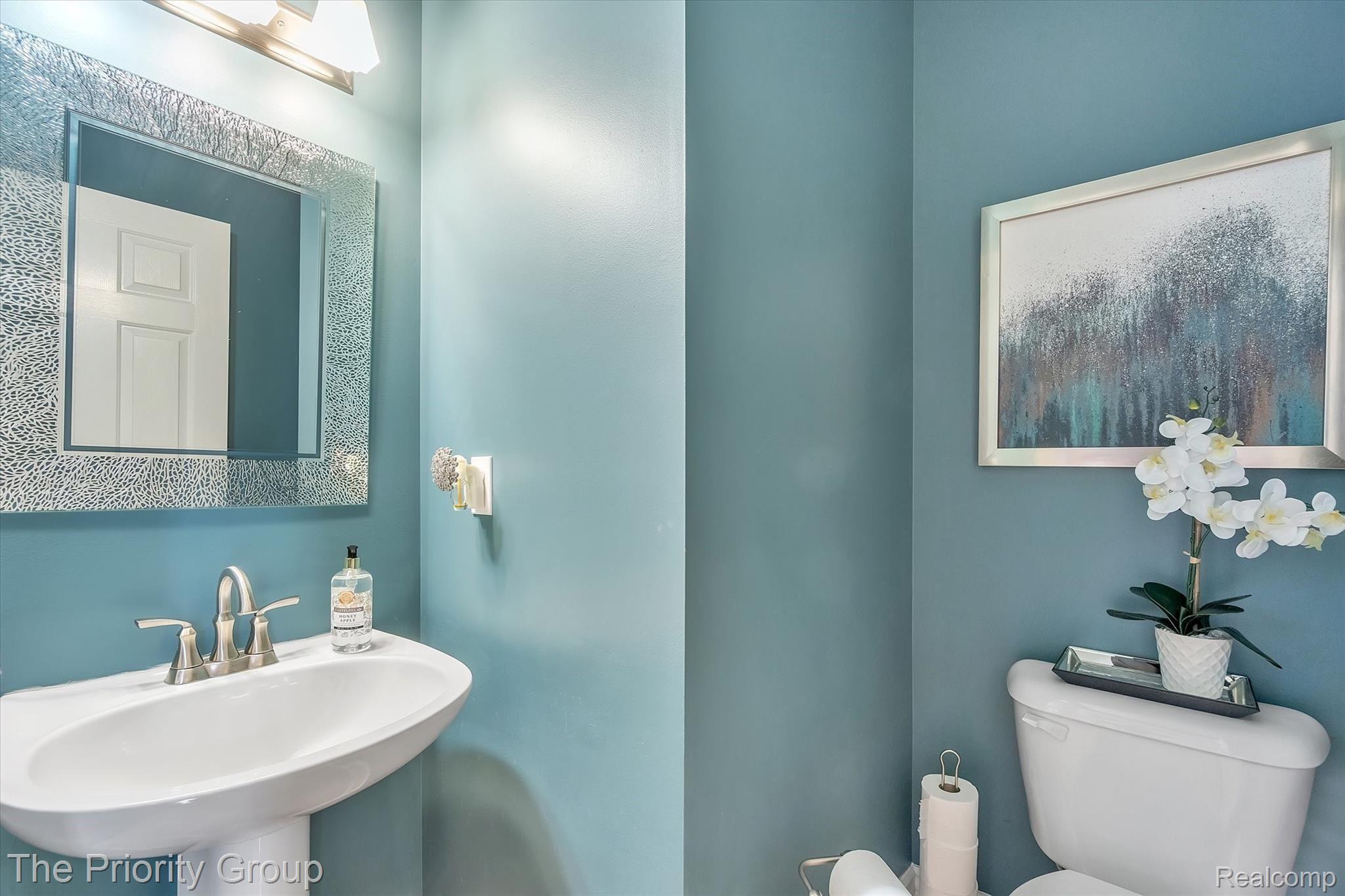 10326 Durham Road Clarkston, MI 48348 - Photo 21 of 48 42-10326-Durham-Rd-Windowstill-Real-Estate-Photography-42.jpg