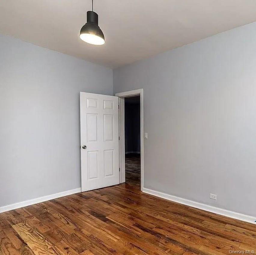 712 East 211th Street Bronx, NY 10467 - Photo 23 of 26