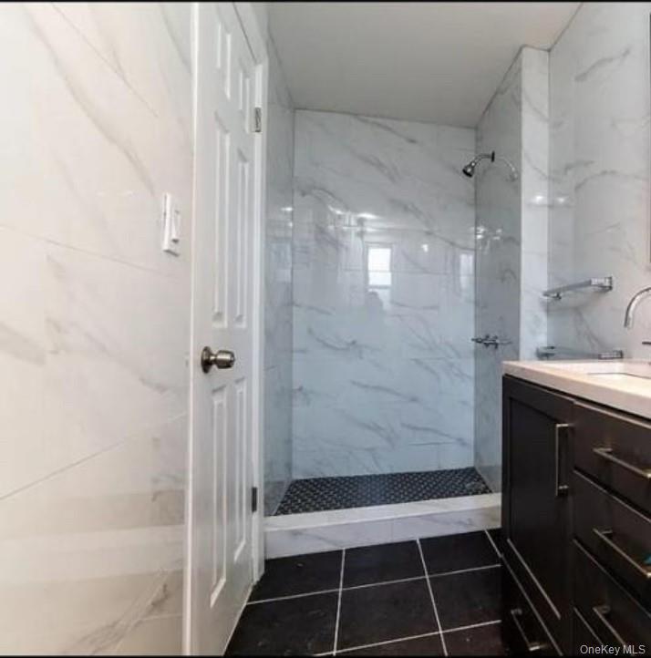 712 East 211th Street Bronx, NY 10467 - Photo 24 of 26