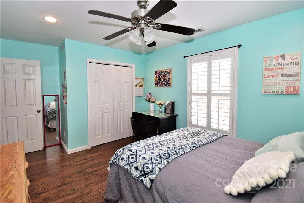 70 Collins Road Marshall, NC 28753 - Photo 16 of 40 Gallery Image 16