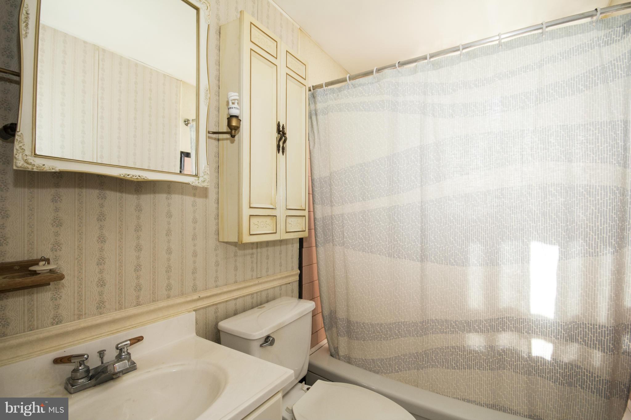 2981 Mallview Road Baltimore, MD 21230 - Photo 17 of 22 Bath
