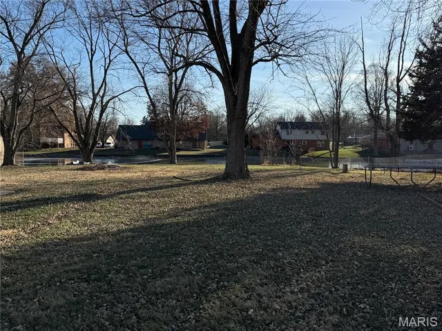 $250,000 | 800 South Main Street, Millstadt, IL 62260