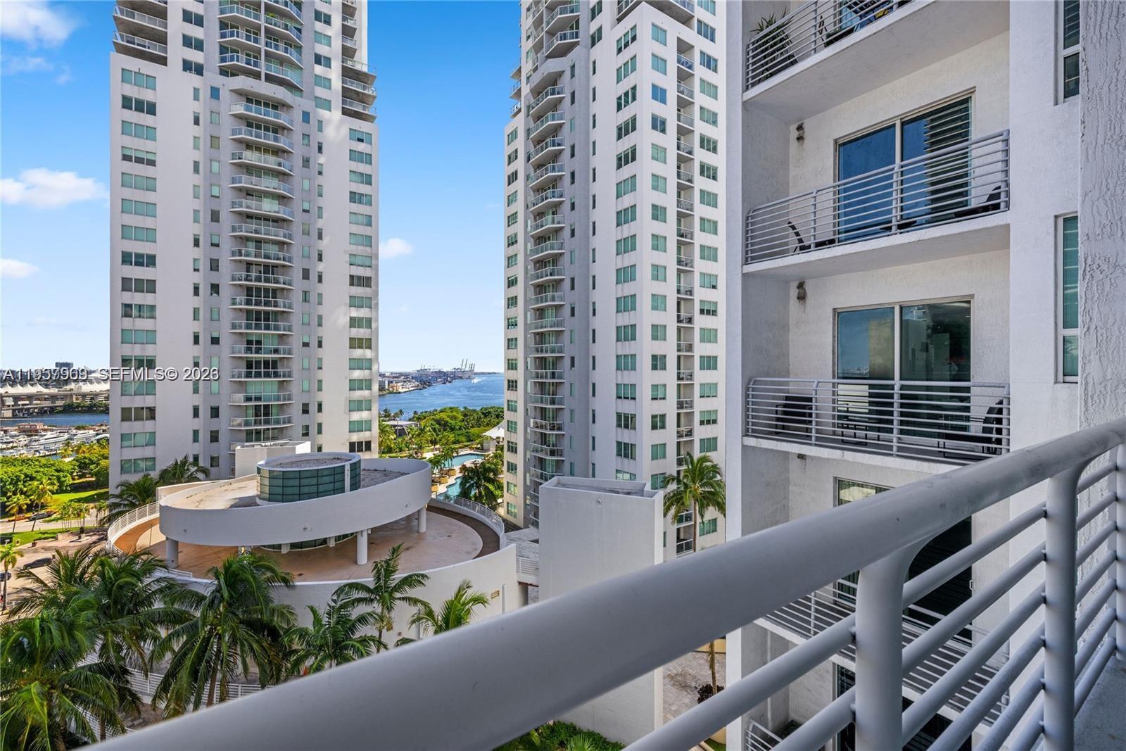 234 Northeast 3rd Street, Unit 1704 Miami, FL 33132 - Photo 17 of 21