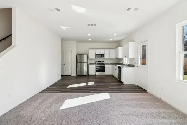 $438,990 | 177 Snowdrop Avenue, La Vergne, TN 37086