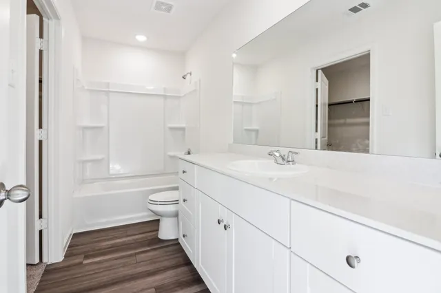 $438,990 | 177 Snowdrop Avenue, La Vergne, TN 37086