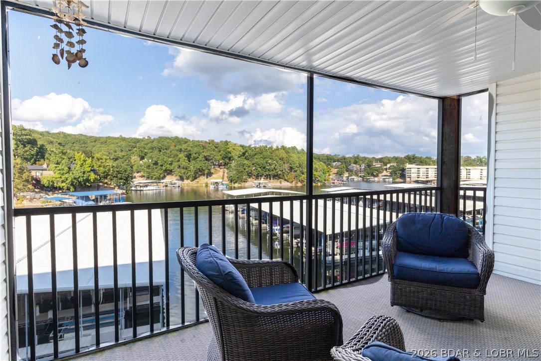 40 Lighthouse Road, Unit 5204 Lake Ozark, MO 65049 - Photo 2 of 30 Large east facing screened in porch.