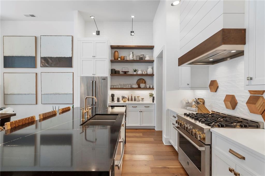 6740 Avis Walk Alpharetta, GA 30005 - Photo 18 of 58