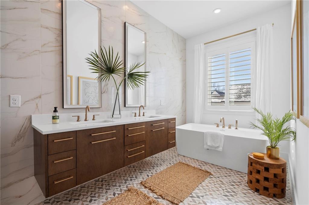 6740 Avis Walk Alpharetta, GA 30005 - Photo 36 of 58