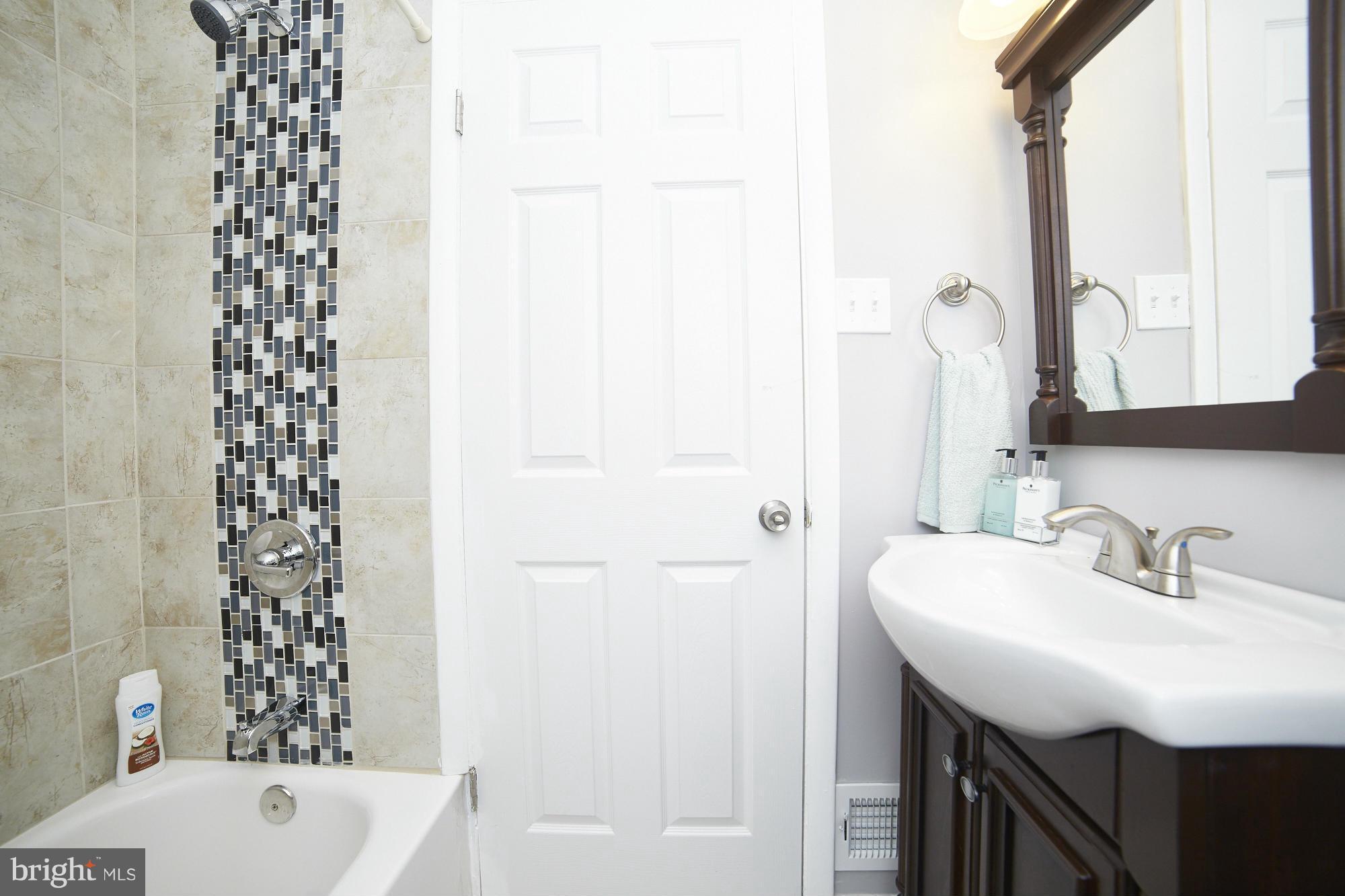 5222 Fredcrest Road Baltimore, MD 21229 - Photo 24 of 30 Bath