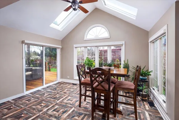 $995,000 | 1576 Pine Lake Drive, Naperville, IL 60564