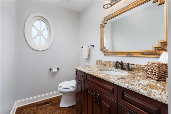 $995,000 | 1576 Pine Lake Drive, Naperville, IL 60564
