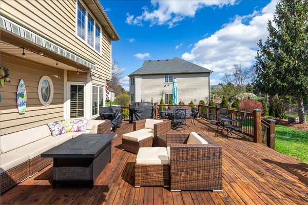 $995,000 | 1576 Pine Lake Drive, Naperville, IL 60564