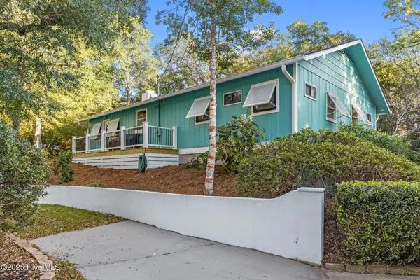$895,000 | 201 Hoop Pole Creek Drive, Atlantic Beach, NC 28512