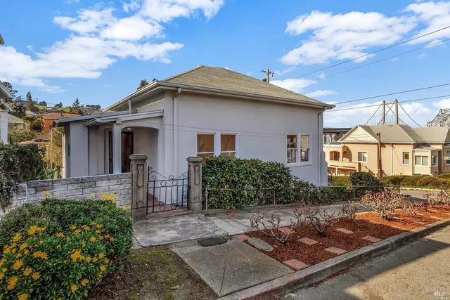 $559,000 | 1253 Flora Street, Crockett, CA 94525