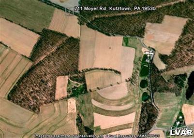 Moyer Road Kutztown, PA 19530 - Photo 26 of 26 When looking at this areial photo. The private dr