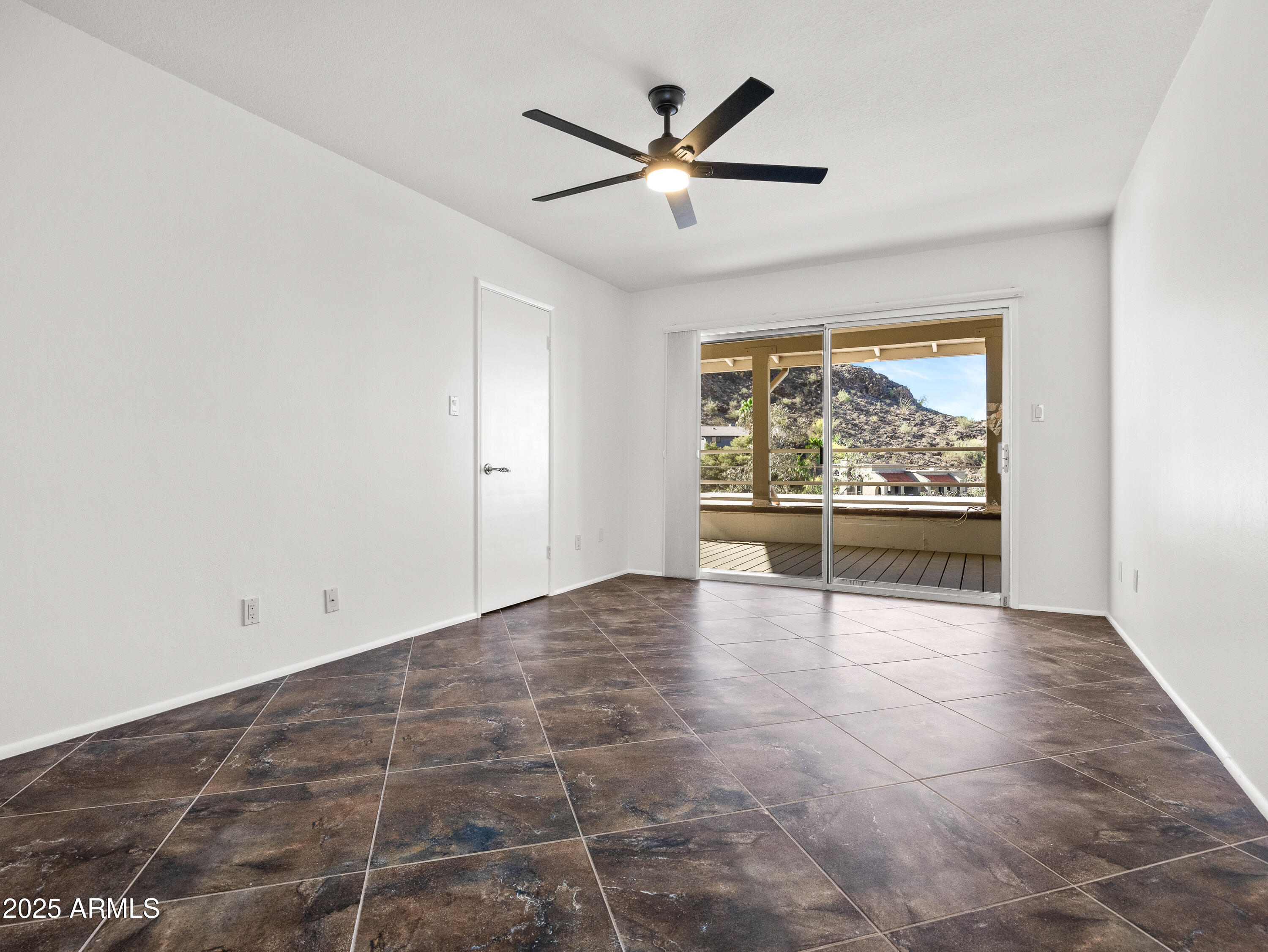 1836 East Turquoise Avenue Phoenix, AZ 85020 - Photo 50 of 63 a view of an empty room with a window