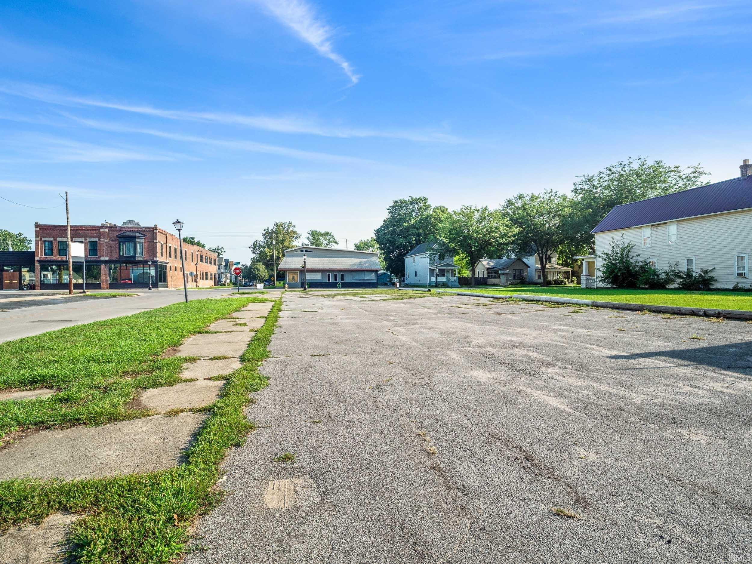 1327 West Main Street Fort Wayne, IN 46808 - Photo 14 of 16