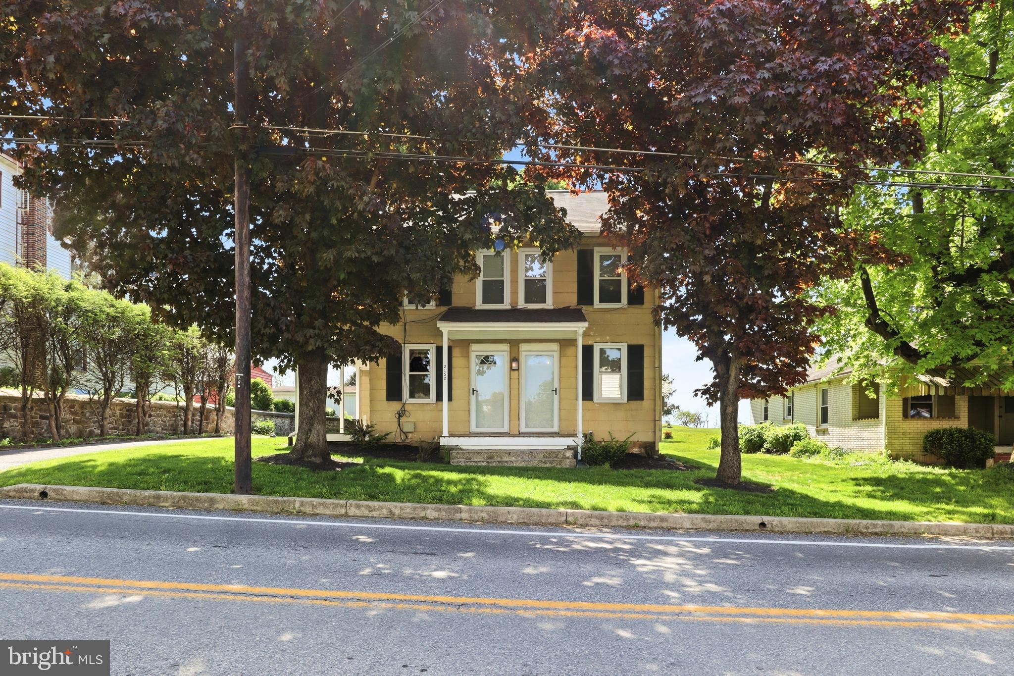 2152 Cloverleaf Road Mount Joy, PA 17552 - Photo 2 of 50 Welcome to 2152 Cloverleaf Rd!