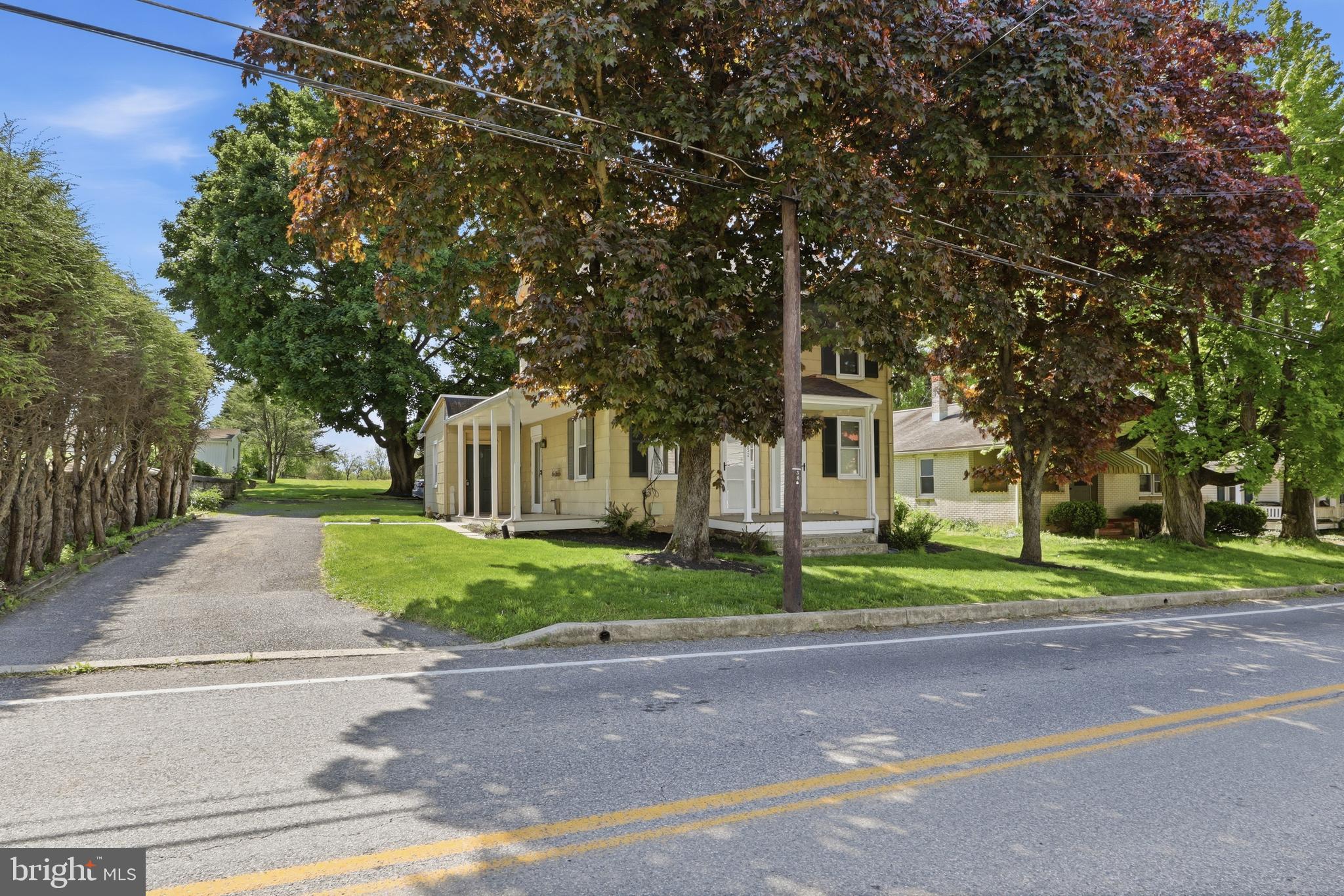 2152 Cloverleaf Road Mount Joy, PA 17552 - Photo 8 of 50