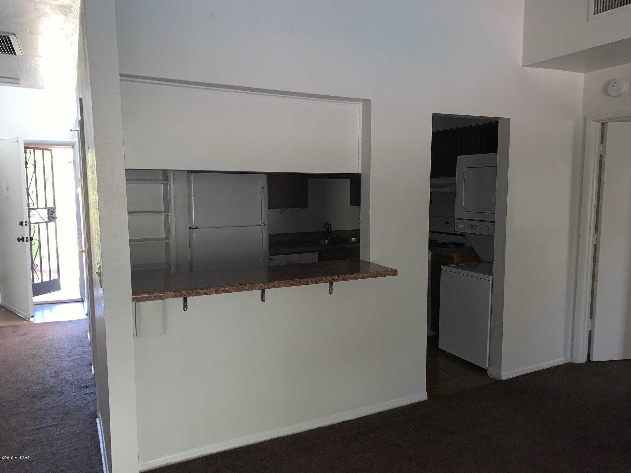 3750 North Country Club Road, Unit 33 Tucson, AZ 85716 - Photo 7 of 20