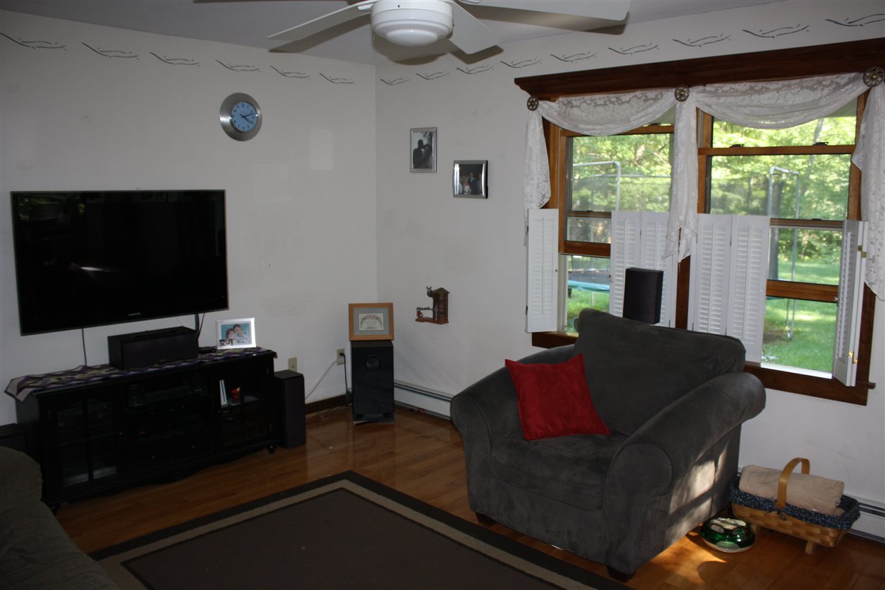 31 Martin Road Weare, NH 03281 - Photo 17 of 29