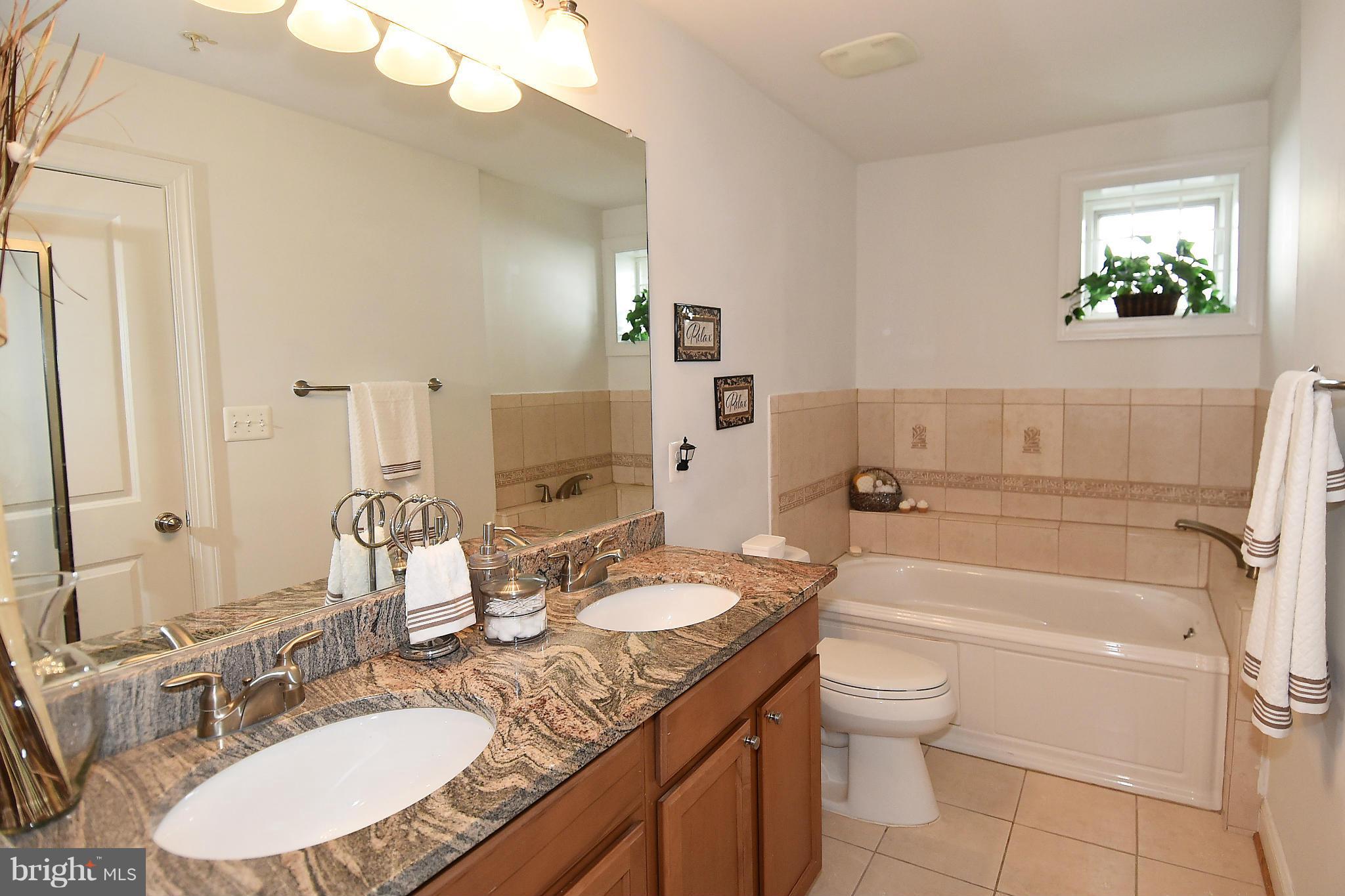1304 Talbert Court Southeast Washington, DC 20020 - Photo 6 of 17 Bath (Master)